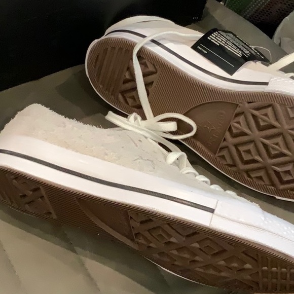 NWT BRAND NEW IN BOX CONVERSE SHOES ASSORTED SIZES - Picture 5 of 7